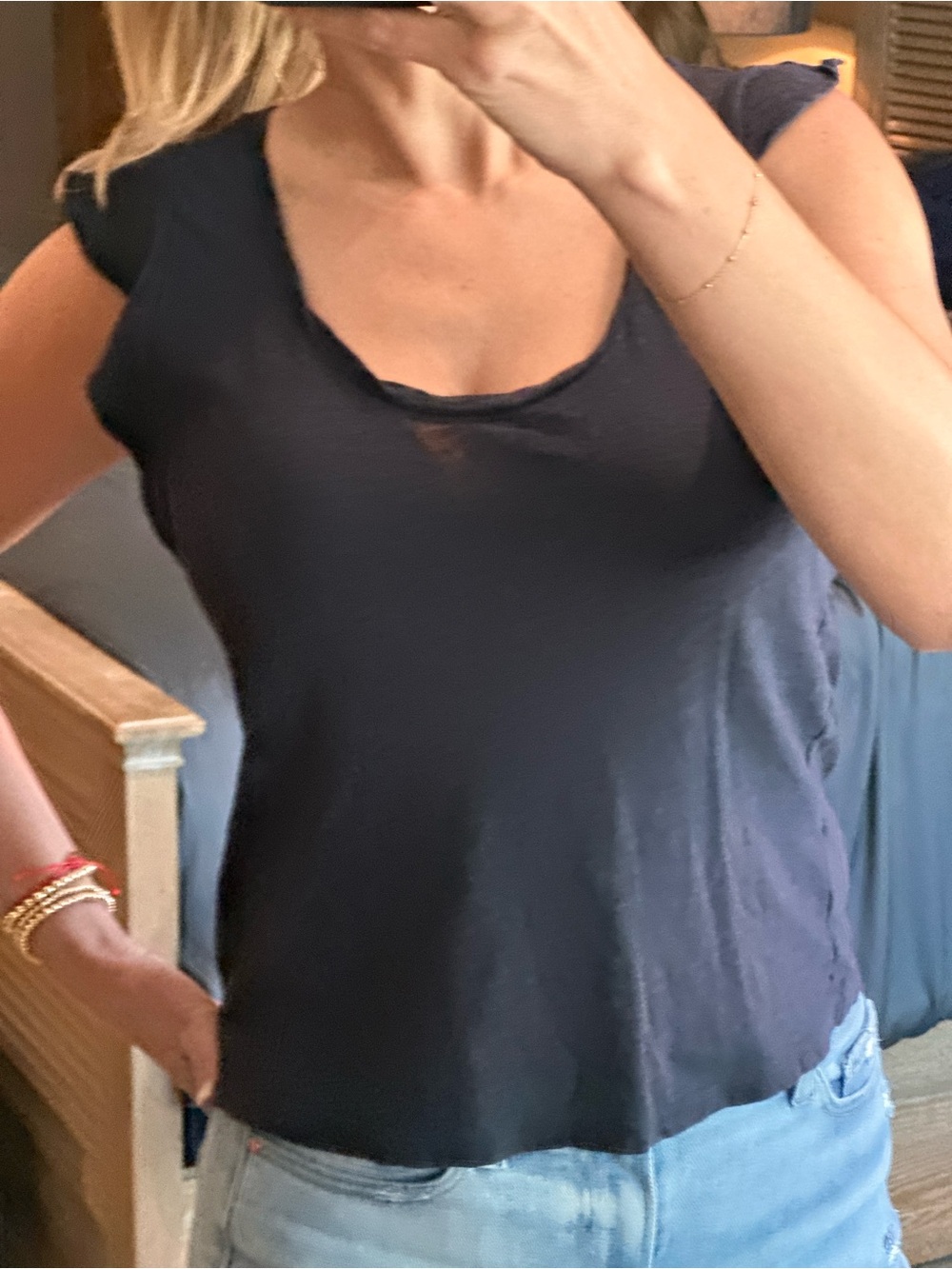 2/$10 or 3/$12 ❤️ Express Navy Scoop Neck Flutter Sleeve Top